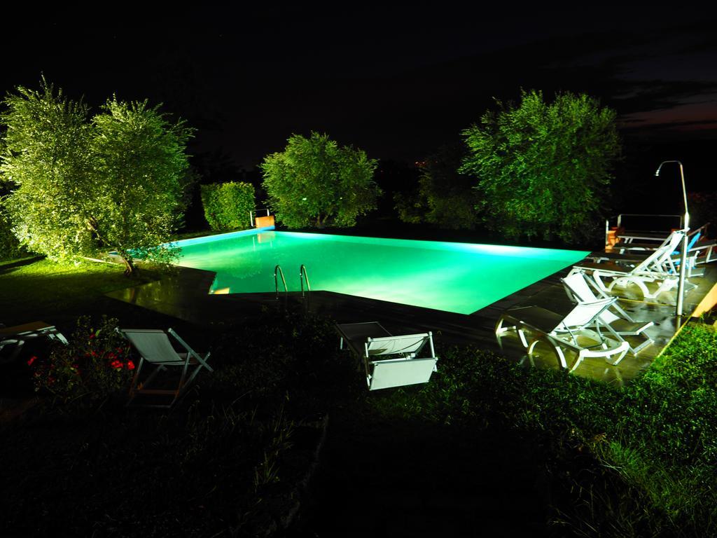 Agriturismo Le Due Querce Lazzeretto 外观 照片