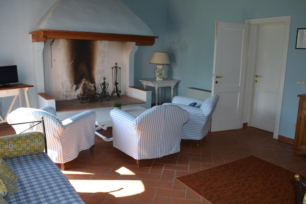Agriturismo Le Due Querce Lazzeretto 外观 照片