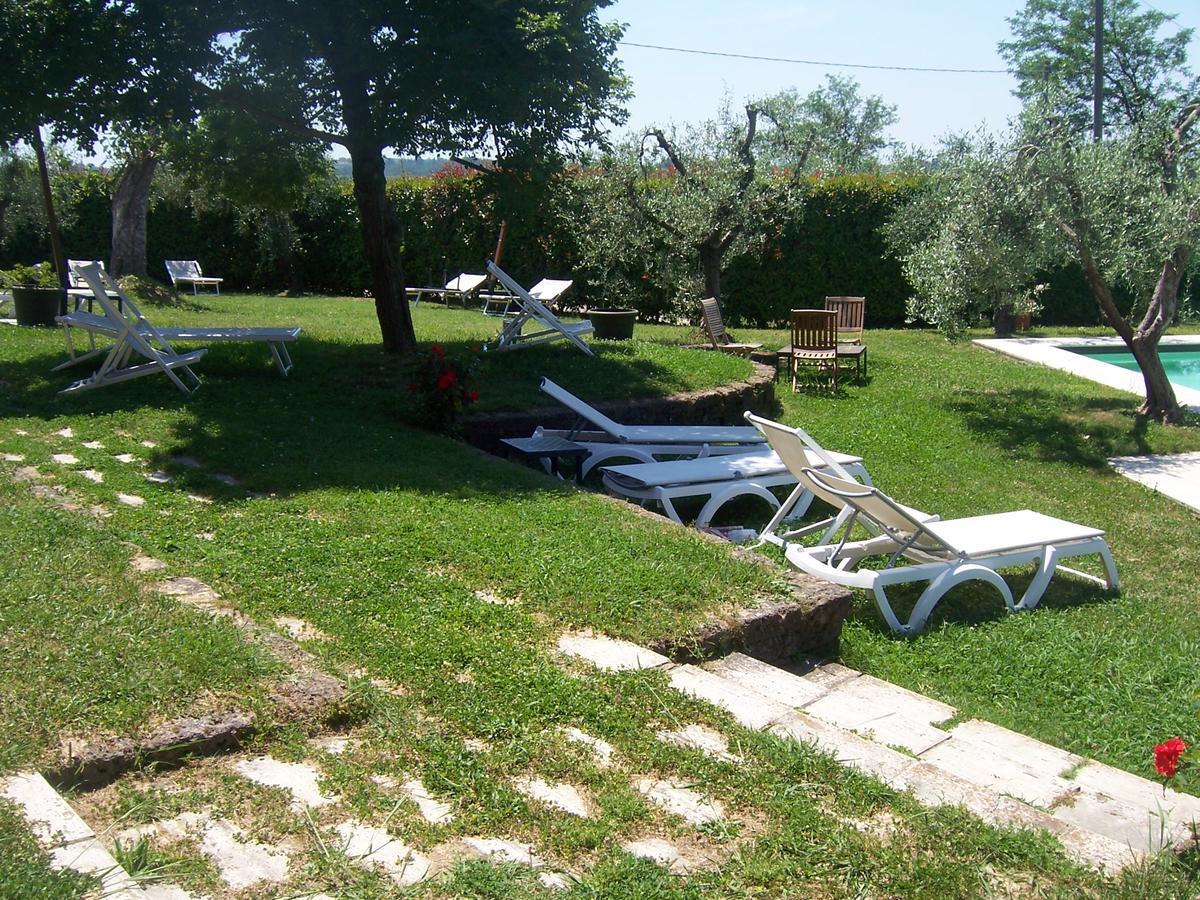 Agriturismo Le Due Querce Lazzeretto 外观 照片