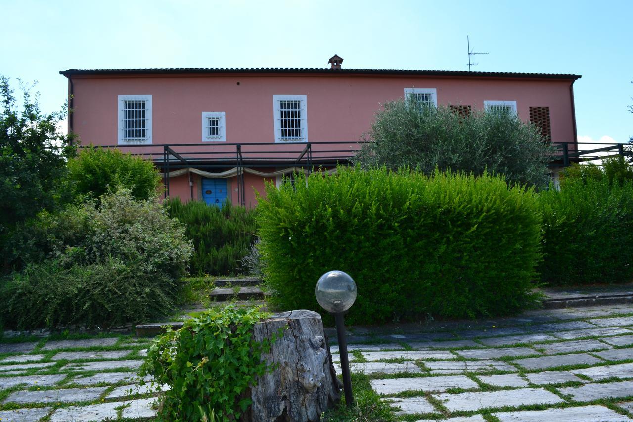 Agriturismo Le Due Querce Lazzeretto 外观 照片
